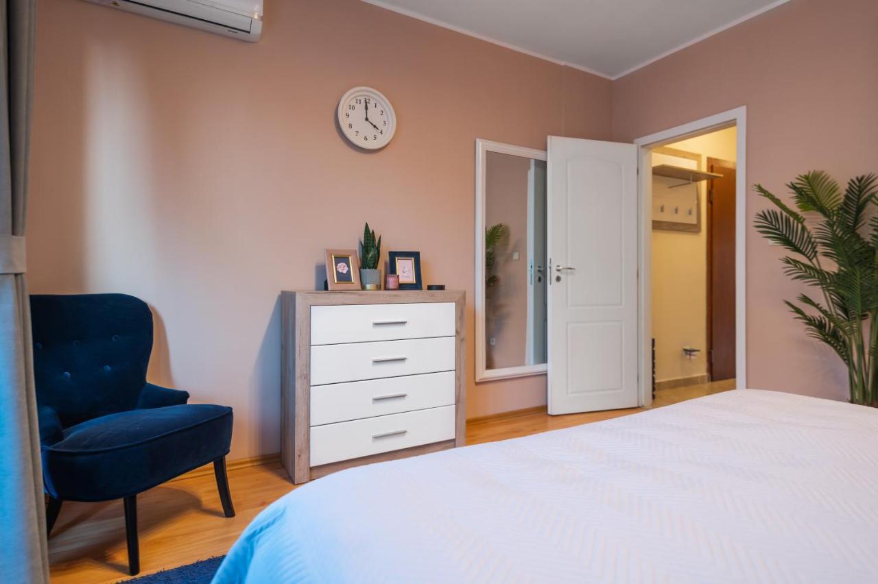 סופיה Cosy Green Apt Close To Macedonia Square מראה חיצוני תמונה